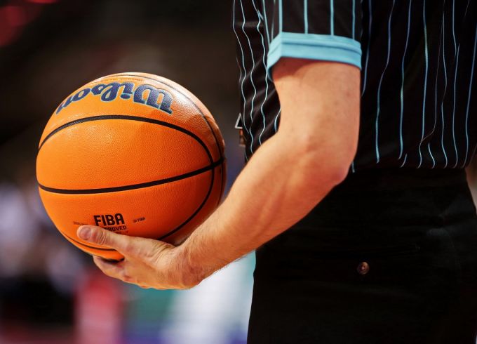 Notikumi basketbola arēnā
