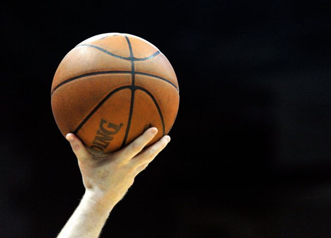 Notikumi basketbola arēnā