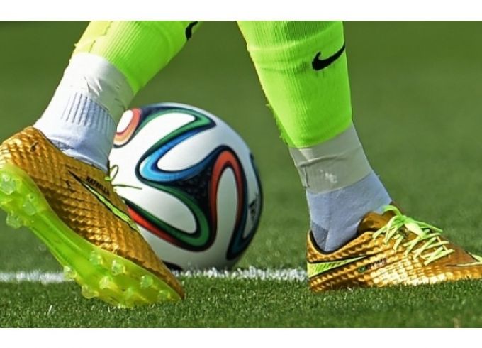 Futbolistiem mainīgas sekmes