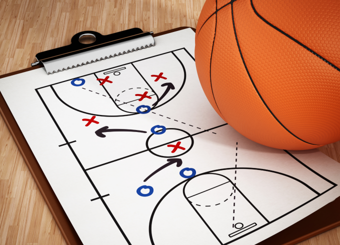 Basketbolisti iet uz priekšu
