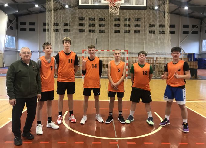 Triumfē Jēkabpils 3.vidusskolas komandas