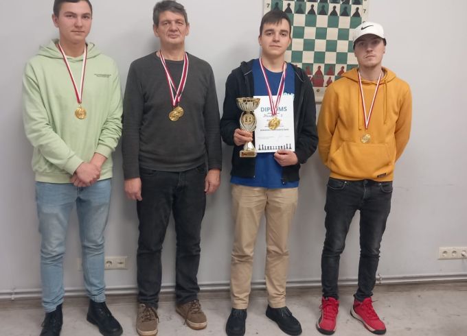 Šahisti uzvar komandu čempionātā