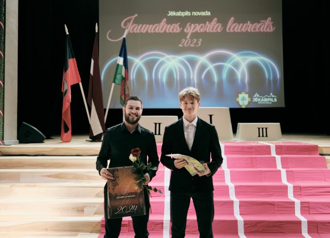 Nominācijas KOMBINĀCIJU MEISTARS saņēmējs