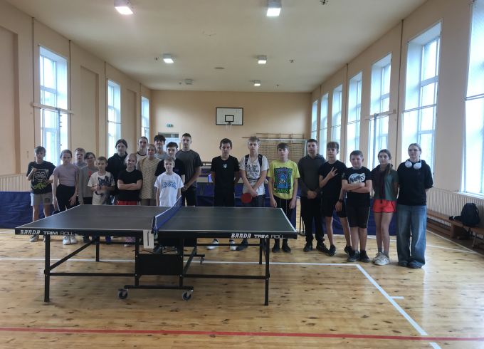 Skolu sporta sacensības galda tenisā