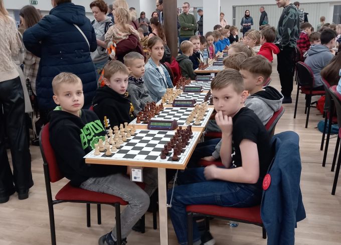 Šahisti piedalās komandu čempionāta pusfinālā