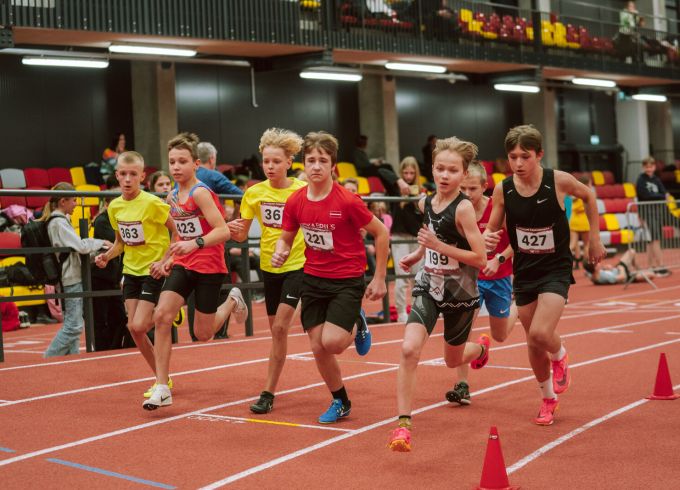 U14 vecuma grupas atlēti ar uzviju noslēdz Latvijas čempionātu telpās sezonu