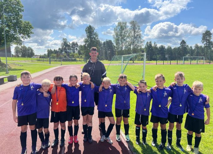 Pirmie dalību čempionātā noslēdz U9