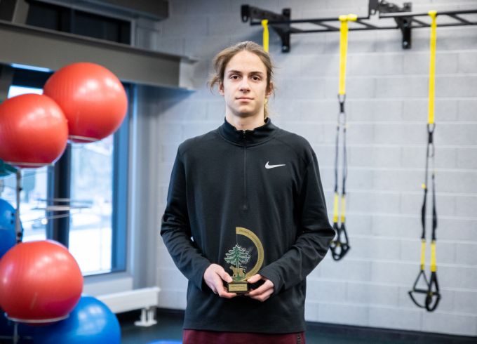 Cerība sportā- DONATS URTĀNS