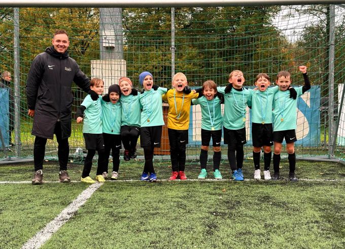 Brīvdienas? Jaunajiem futbolistiem tās nozīmē spēlēt!