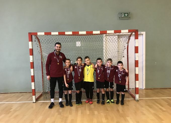 Futbolisti uzkrāj pieredzi!