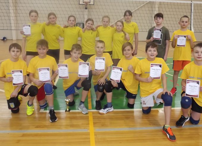 Jēkabpils 2.vidusskola pārliecinoši uzvar abās grupās