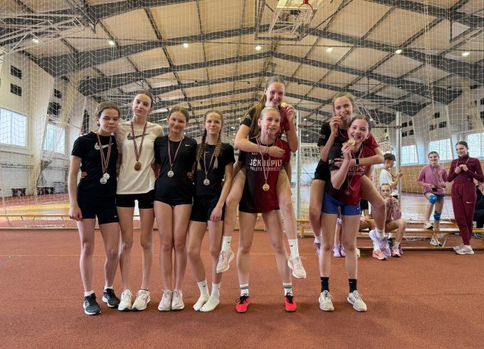 Veiksmīgi aizritēja vieglatlētu cīņas starp skolām