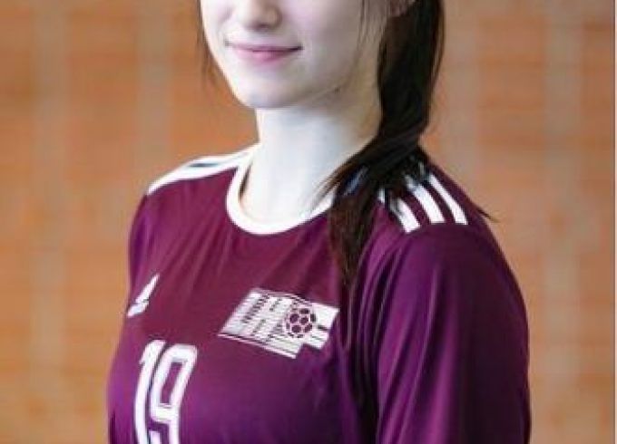 KRISTA MINOVA- viena no Latvijas sieviešu handbola izlases līderēm Eiropas čempionāta 1.kārtas kvalifikācijas spēlēs Grieķijā