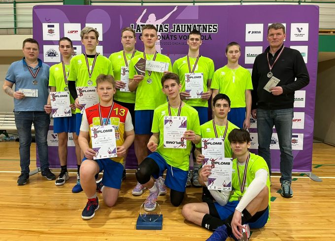 Volejbolistiem vicečempionu tituls